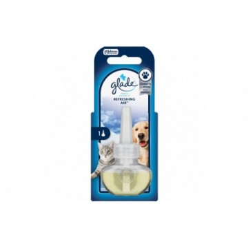 Glade refreshing air...