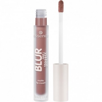 Essence BLUR SOUFFLE...